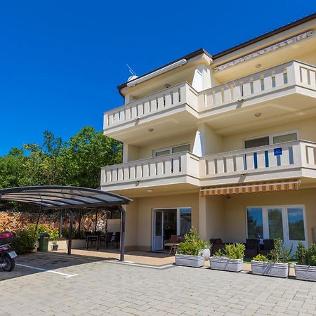 Ferienwohnung Pupic Dramalj Exterior foto