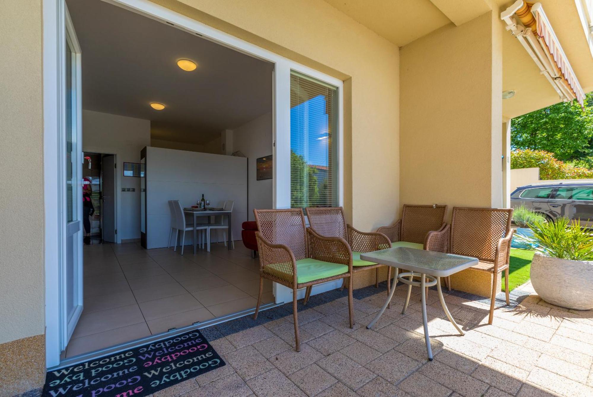 Ferienwohnung Pupic Dramalj Exterior foto